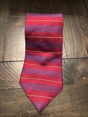Tommy Hilfiger Red Striped Tie with Navy and Gold Accents